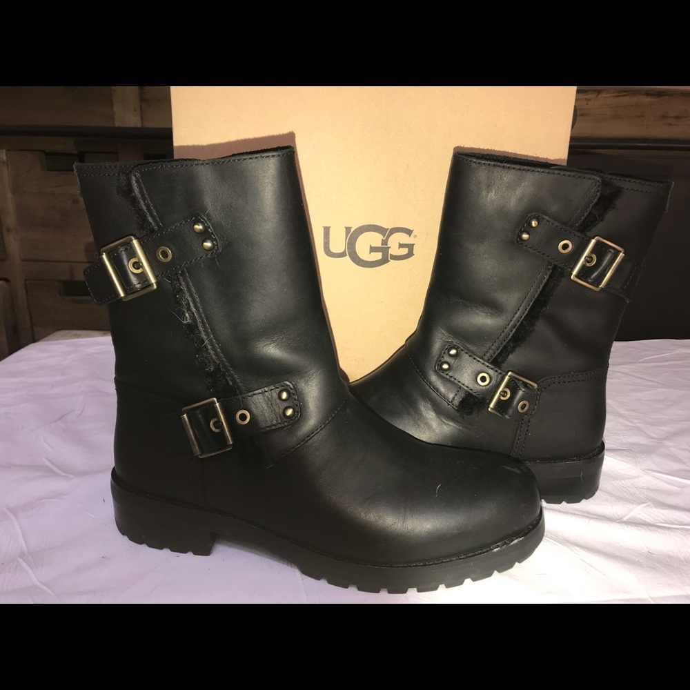 UGG NIELS BOOTS !!